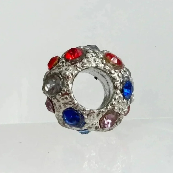 Silver Toned Wheel | Doughnut Shaped Red, Blue & Amethyst Vintage Pendant - Picture 1 of 8